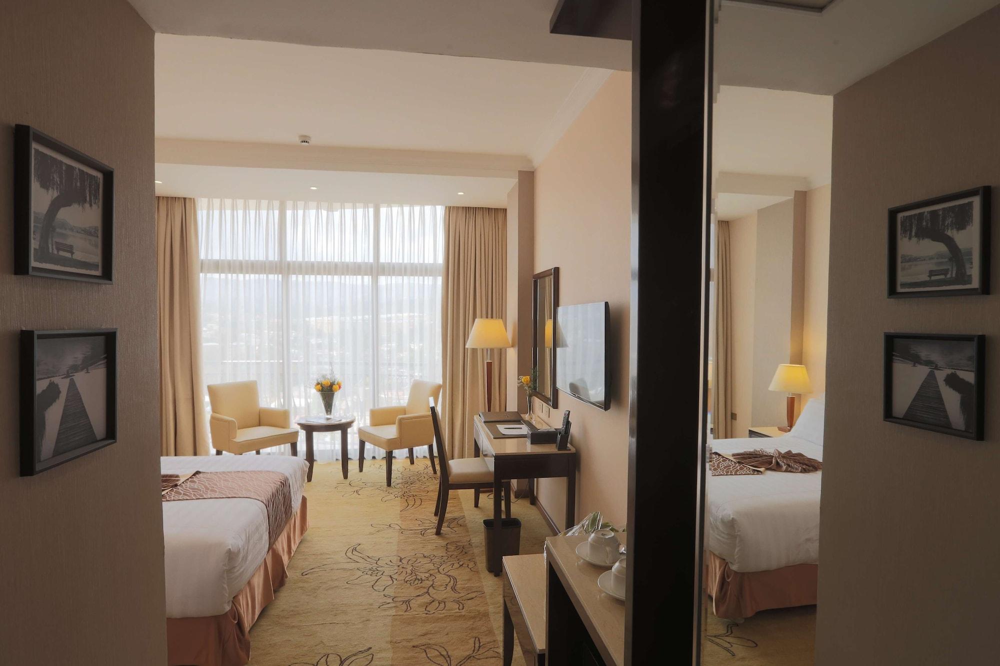 Getfam Hotel Аддис-Абеба Экстерьер фото