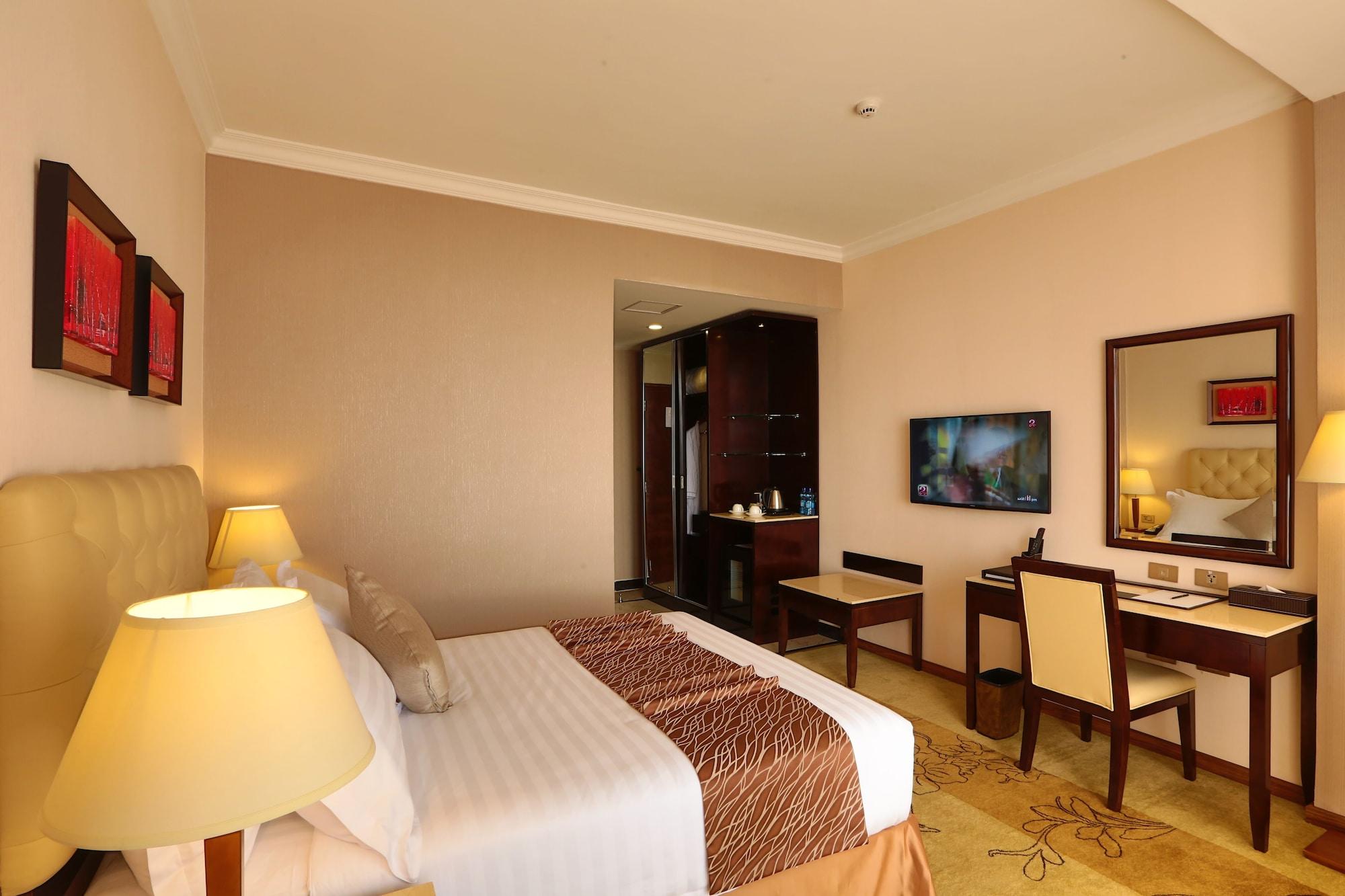 Getfam Hotel Аддис-Абеба Экстерьер фото