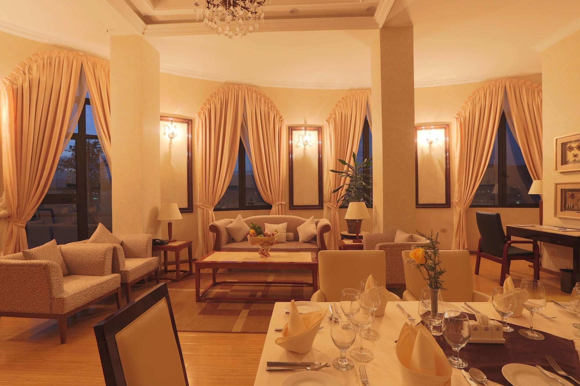 Getfam Hotel Аддис-Абеба Экстерьер фото