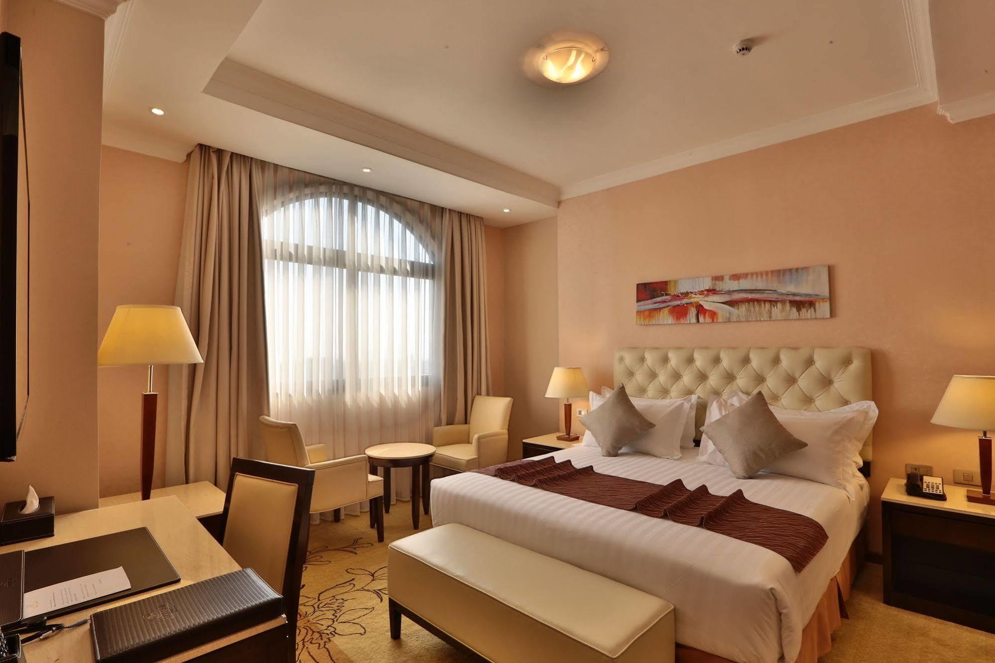 Getfam Hotel Аддис-Абеба Экстерьер фото