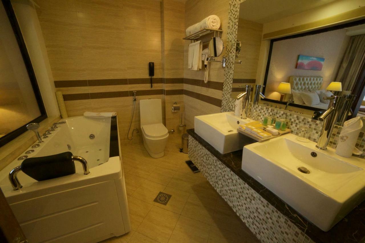 Getfam Hotel Аддис-Абеба Экстерьер фото